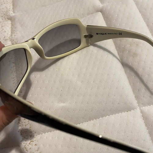 Vogue vintage sunglasses mask, black and white