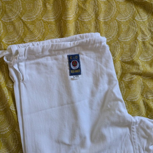 Karate uniform used, size 3/160 with white belt, 100% cotton