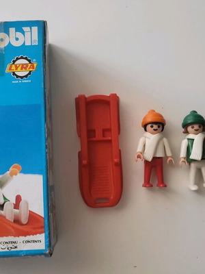 Playmobil 3327 s1 "Winter Fun" used