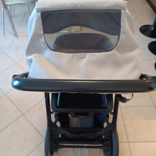 Inglesina Aptica Baby Stroller like new, Silk Grey Black Chassis