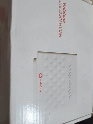 Vodafone ZTE ZXHN H108N modem router with 4 Ethernet ports