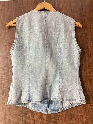 Denim vest Zara S like new