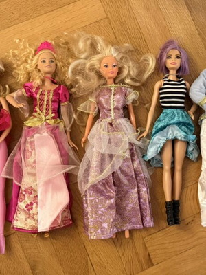 Barbie και Ken κούκλες μεταχειρισμένες, μεγάλο σετ με πριγκίπισσες και πρίγκιπες