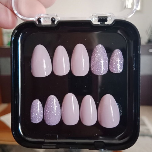 Press On Nails set of 22, handmade, new