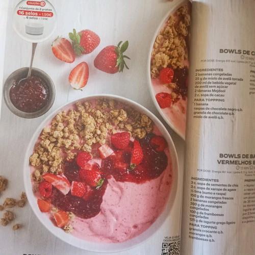 Portuguese magazine with 48 Portuguese recipes new