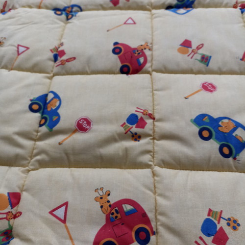 Double quilt new two-sided with blue and soft yellow trim