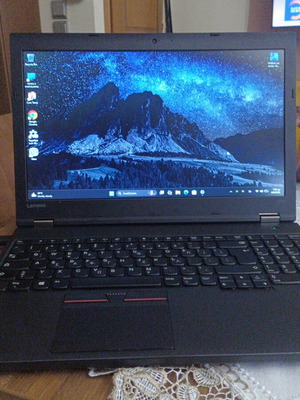Lenovo ThinkPad L570 laptop like new with Windows 11 Pro and activated Office