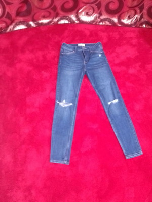 Bershka women's elastic jeans used size S