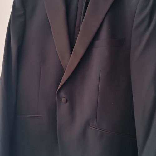 Prince Oliver Black Groom Suit with Vest Size 56 like new