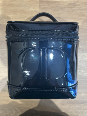 Dior toiletry bag like new, black