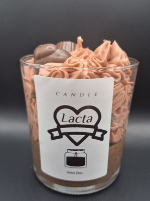 Lacta scented candle like new, chocolate aroma