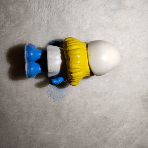 Smurfette figure Jakks Pacific 2009 used with movable joints