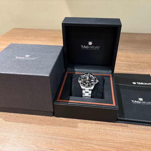 TAG Heuer Aquaracer Calibre 5 Automatic men's 42mm silver used