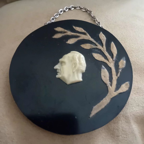 Vintage Georgios Papandreou Commemorative Pendant used, 10cm diameter