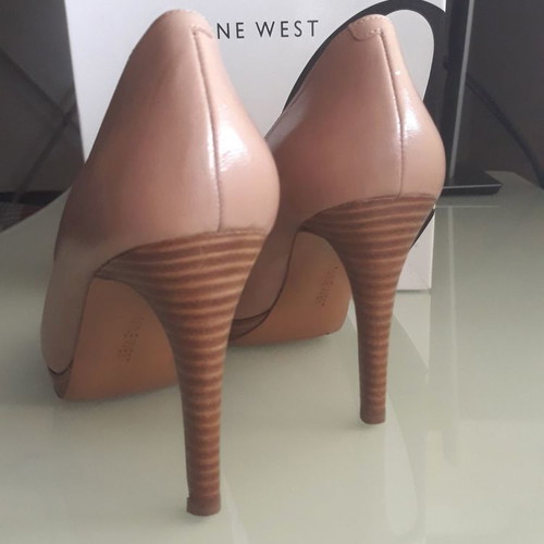 Nine West women's leather pumps used, beige-pink, size 37