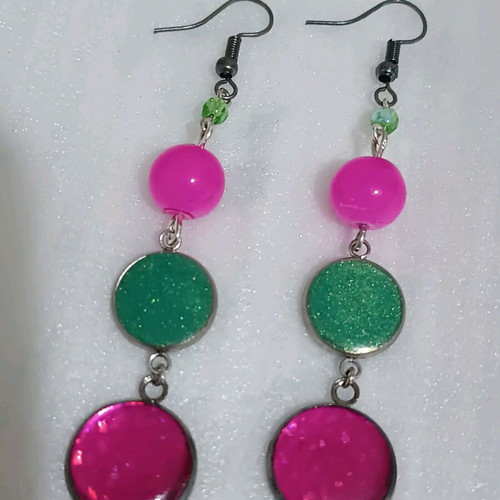Earrings with liquid glass new, handmade, pink and green