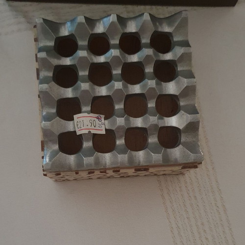 Ashtray wooden base with aluminum lid new