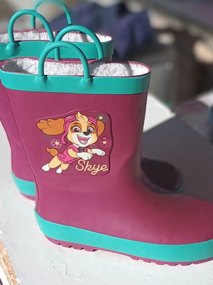 Paw Patrol rain boots used, Skye, size 30, pink