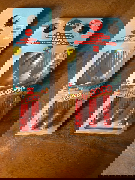 2 Coca Cola vintage σετ από συλλεκτικά μαχαιροπήρουνα (σφραγισμένα)