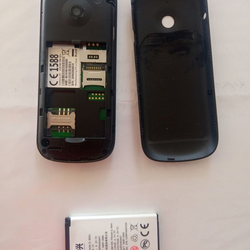 Vodafone 353 mobile phone used, silver