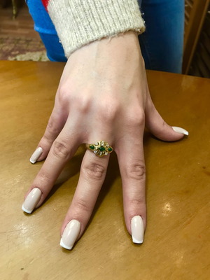 18k ring with emerald and brilliant handmade