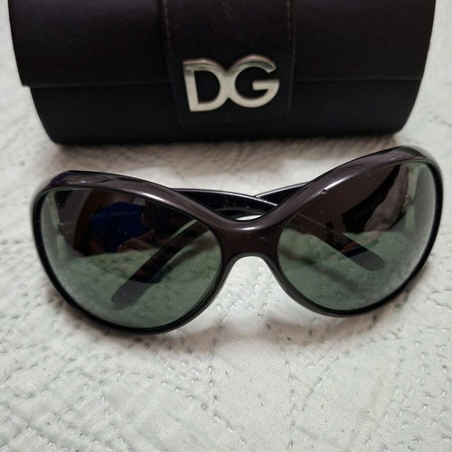 Dolce & Gabbana women's sunglasses used, oval black frame