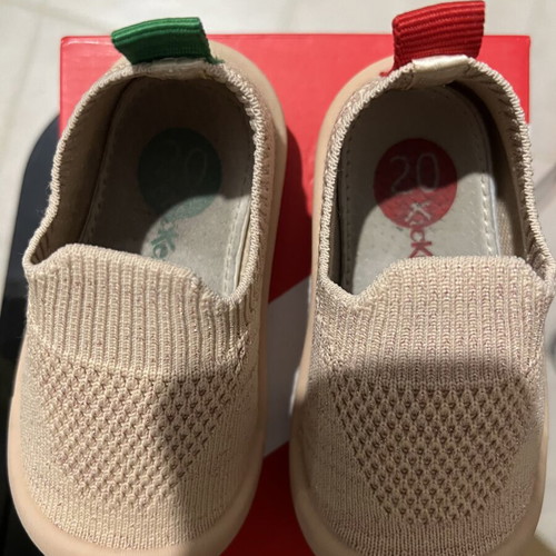 Kickers shoes for girls no20 like new, rose gold soft