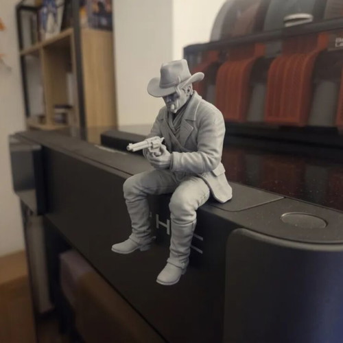 Arthur Morgan Sitting Statue new