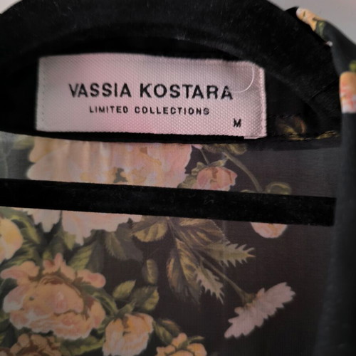 Vassia Kostara Floral Shirt size M like new, black