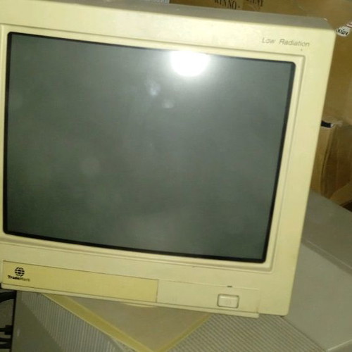 Socos DCM-1588VA used 15" SVGA monitor from 1987 functional