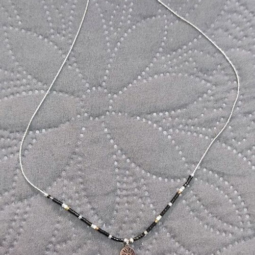 Pendant with beads and tree of life charm adjustable, new
