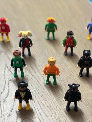 Συλλογή Playmobil ολοκαίνουριες, 14 φιγούρες από αυγά Kinder