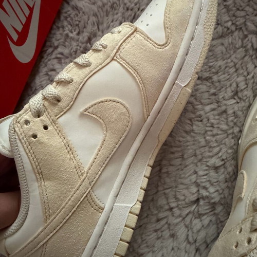 Nike Dunk Low new beige athletic shoes size 40.5