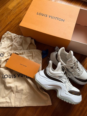Louis Vuitton Archlight sneakers like new, white and brown, size 39