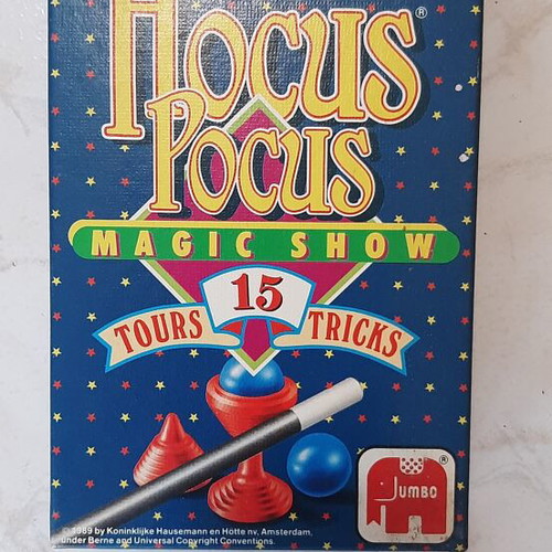 Hocus Pocus Magic Show vintage 1989 with wire puzzle game