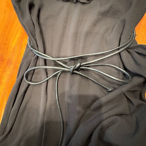 Zara black dress like new with belt and ruffles, size S