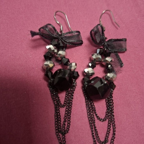 Handmade black bow and chain dangle earrings like new