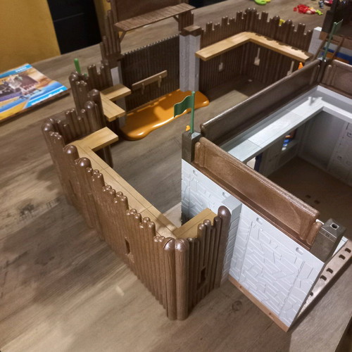 Playmobil Western Fort Rocks 70944 new, complete building