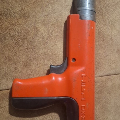 Hilti nail gun used in very good condition with few consumables