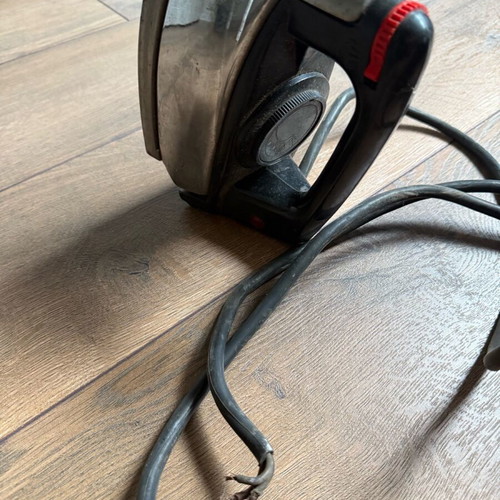 Old iron not working, suitable for prop or art project