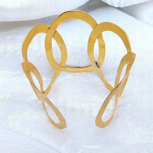 Bracelet cuff type 9 cm, like new, gold-plated brass by BART BIJOUX