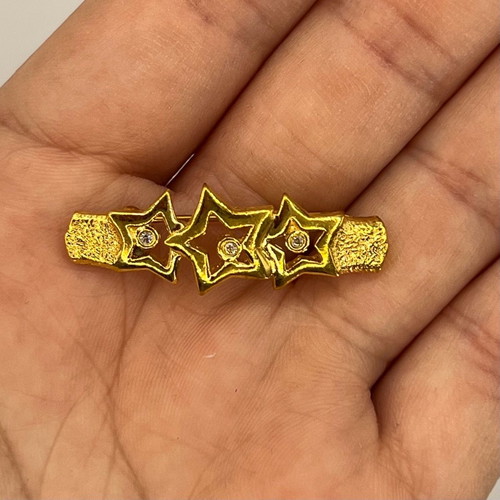 Small pin used with three stars and rhinestones gold plated