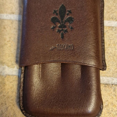 Toscano leather case for 4 cigars up to 12 cm like new