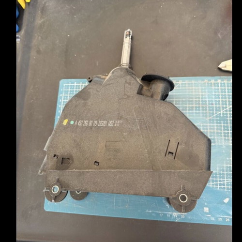 Smart Fortwo 451 gearshift tower used, A4522600009 A4512600009