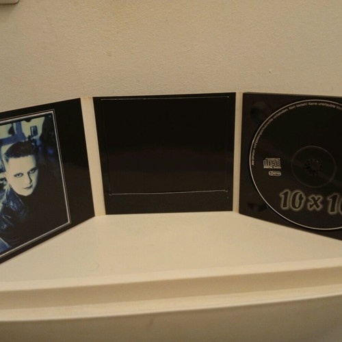 Illuminate 10 x 10 Schwarz CD used, limited edition