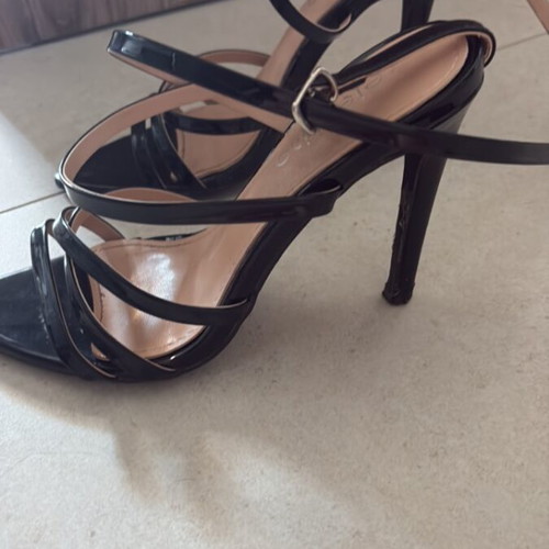 Celestino black patent leather high-heeled sandals size 36 used