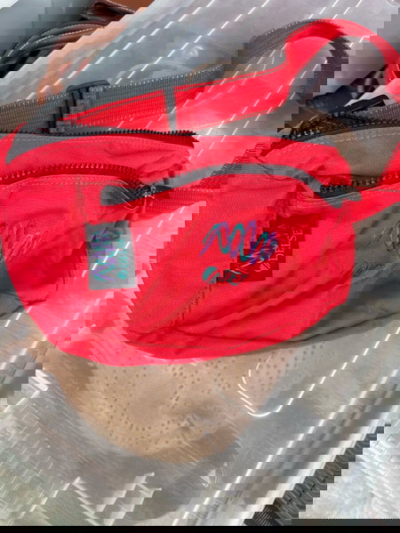 Delsey μέσης