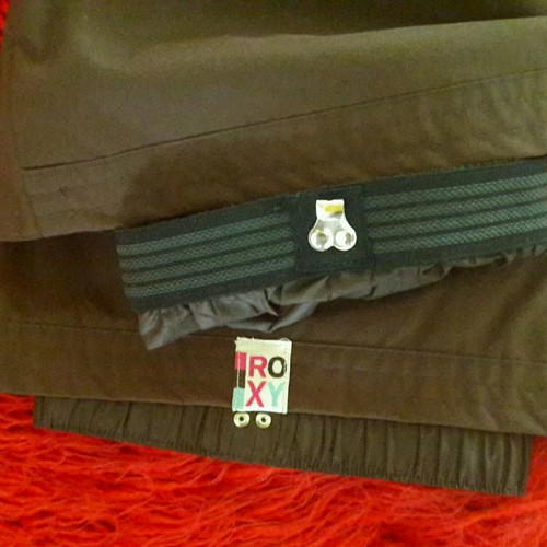 Roxy women's pants small for snowboard and ski new
