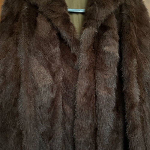 Mink fur coat Kastoria handmade like new, brown, size M