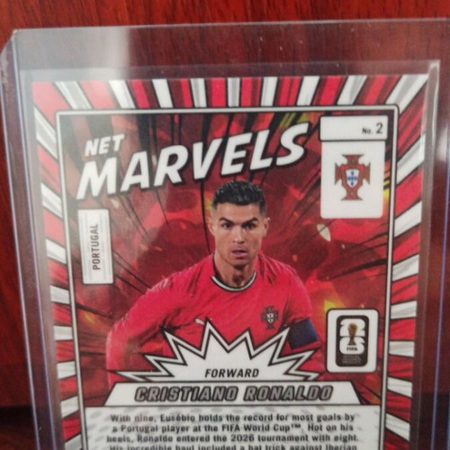 Cristiano Ronaldo Net Marvels Panini Donruss Road to World Cup 2025-26 like new